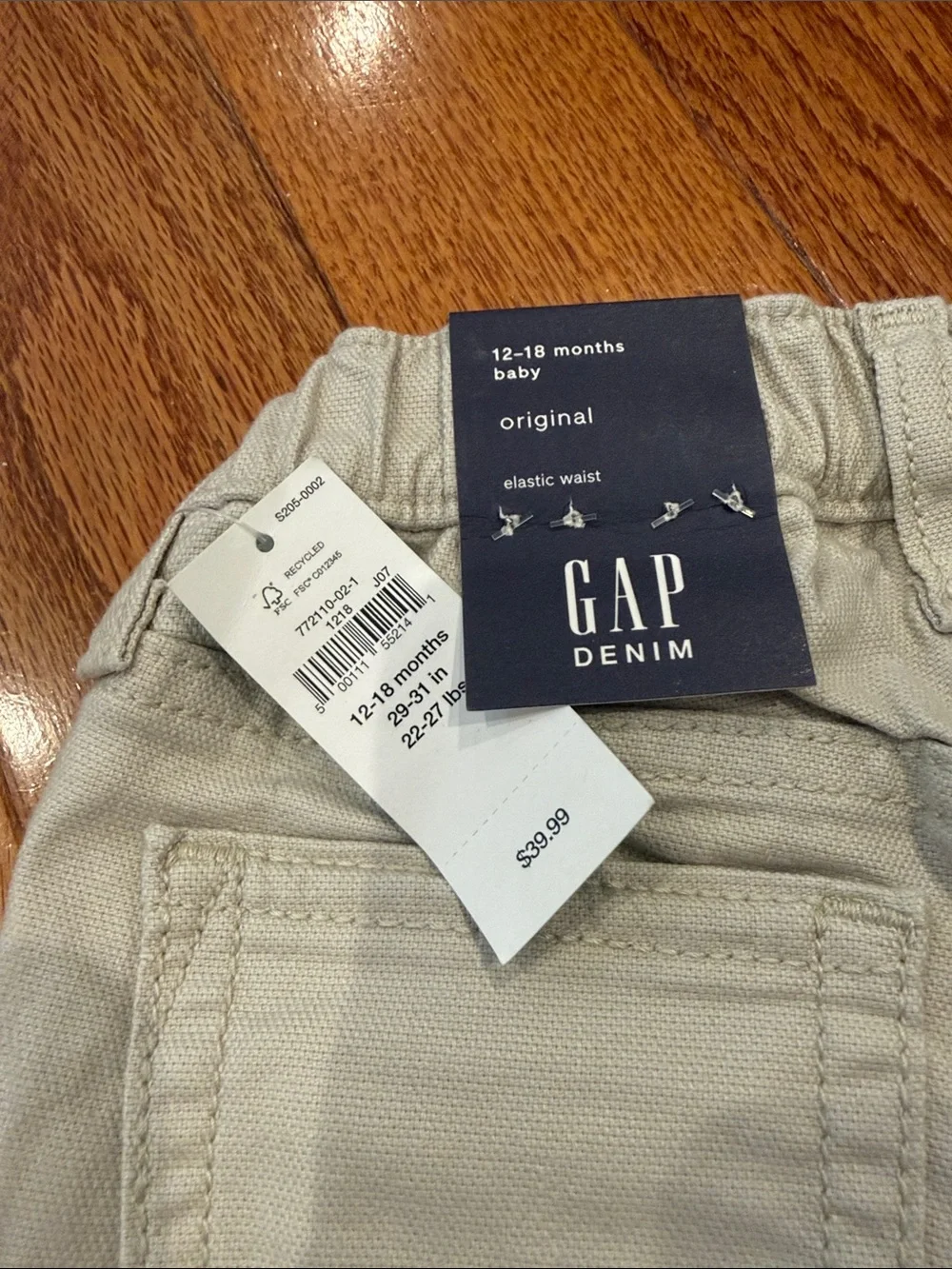 GAP soft beige